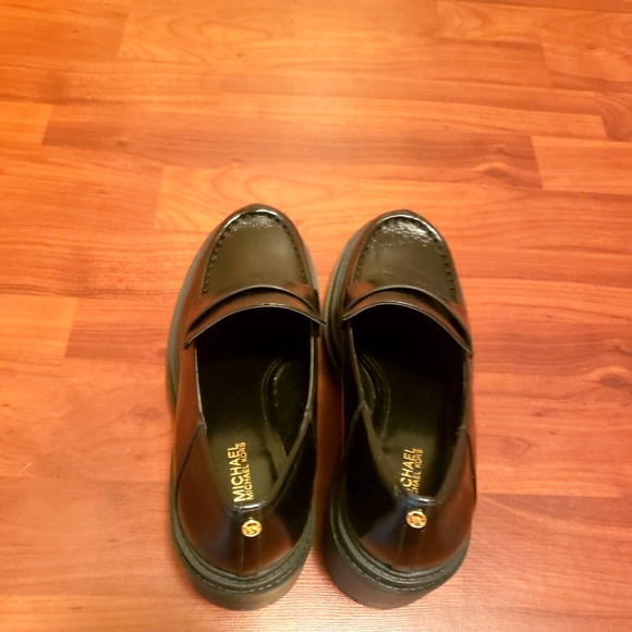 Michael Kors * Shiny Black * Chunky Loafers * Size 8 * NWOT - Picture 7 of 9